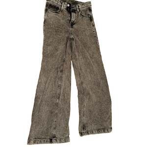 Gap High Rise Stride Wide-Leg Jeans in Washed Black